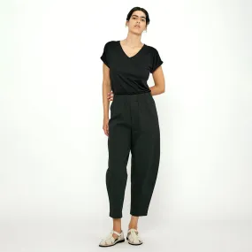 7115 By Szeki Unisex Signature Elastic Pull-Up Pants Black