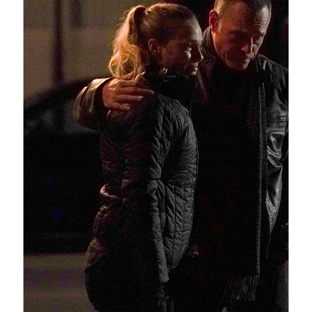 Chicago P.D. S10 Tracy Spiridakos Quilted Hooded Jacket