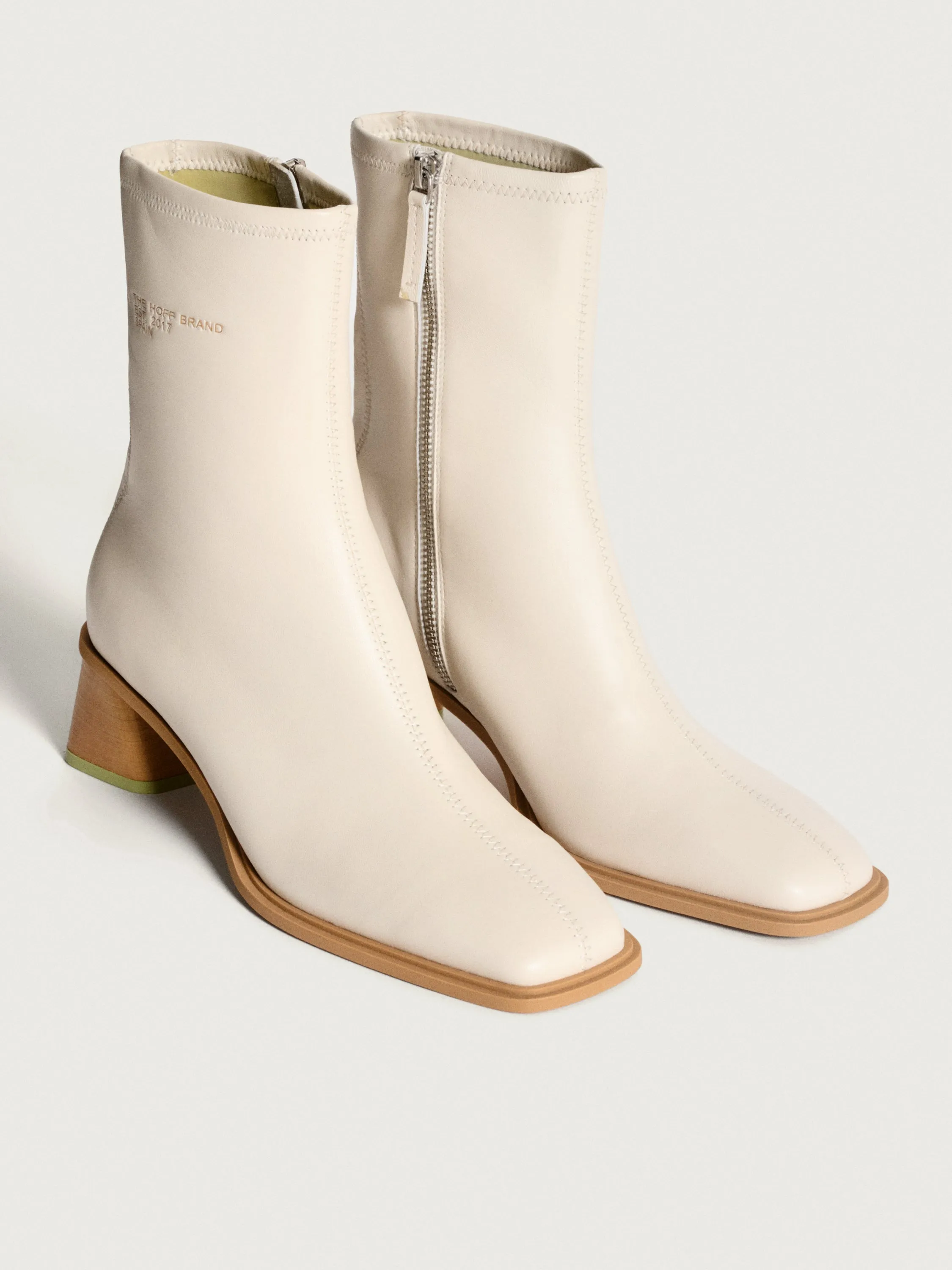 DATE OFF WHITE HEELED ANKLE BOOT