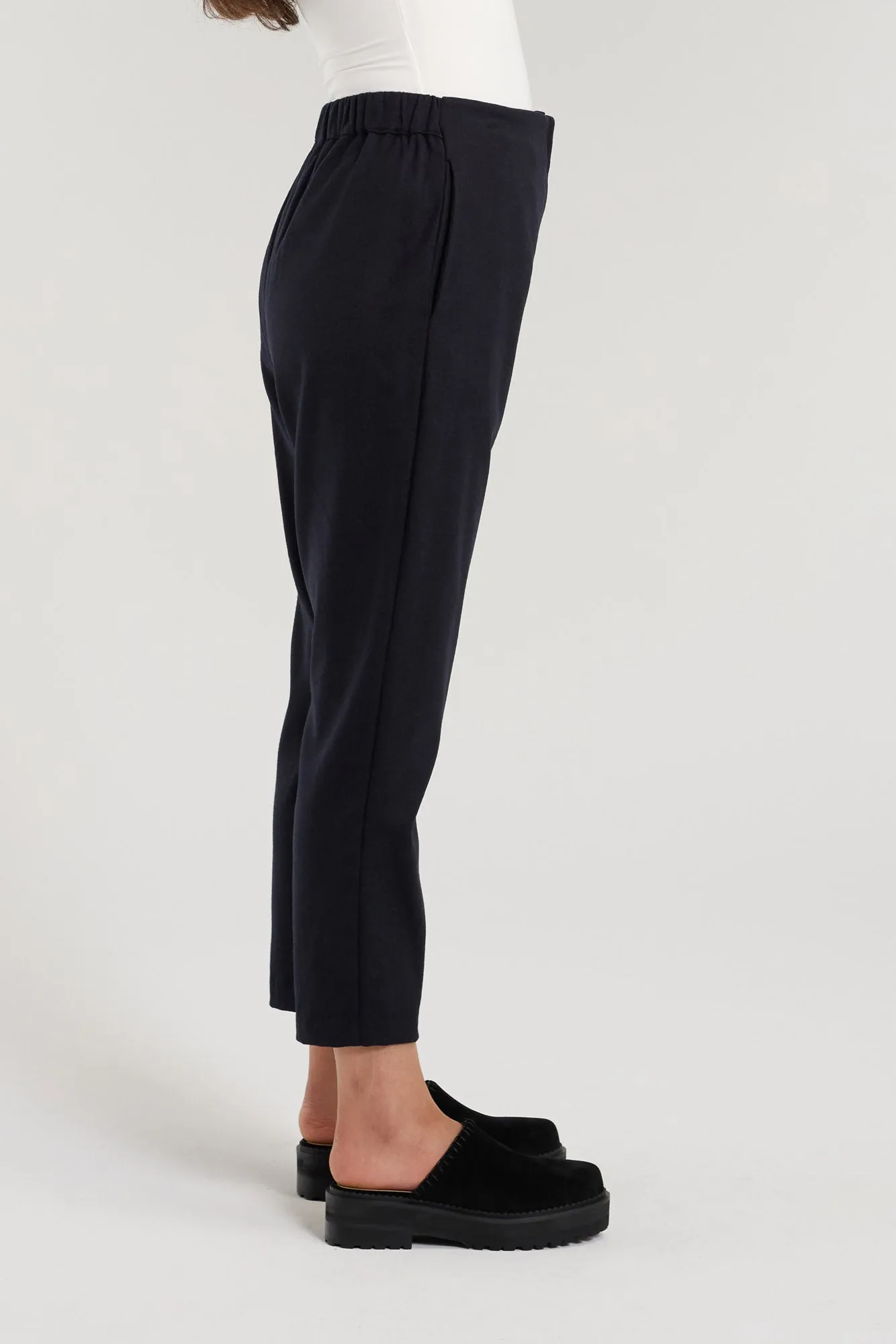 ESSENTIAL PANT | DARK NAVY