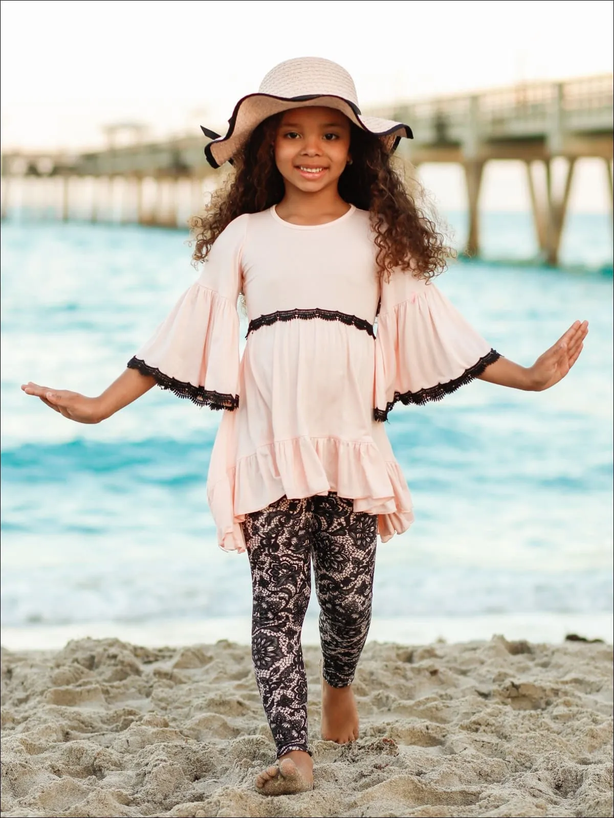 Girls Boho Sleeve Ruffled Trimmed Tunic And Printed Legging Set