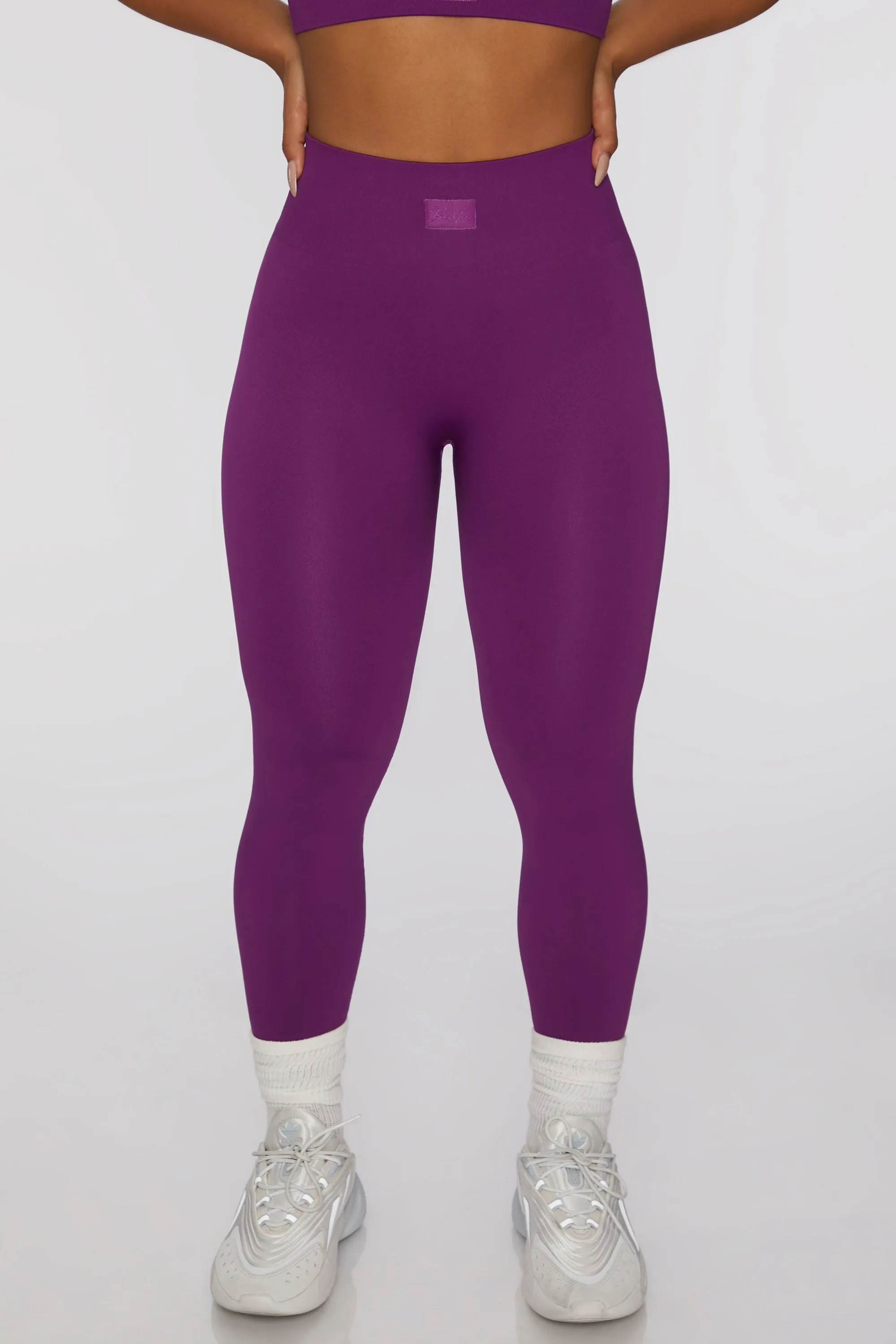 Leggings in Dark Purple