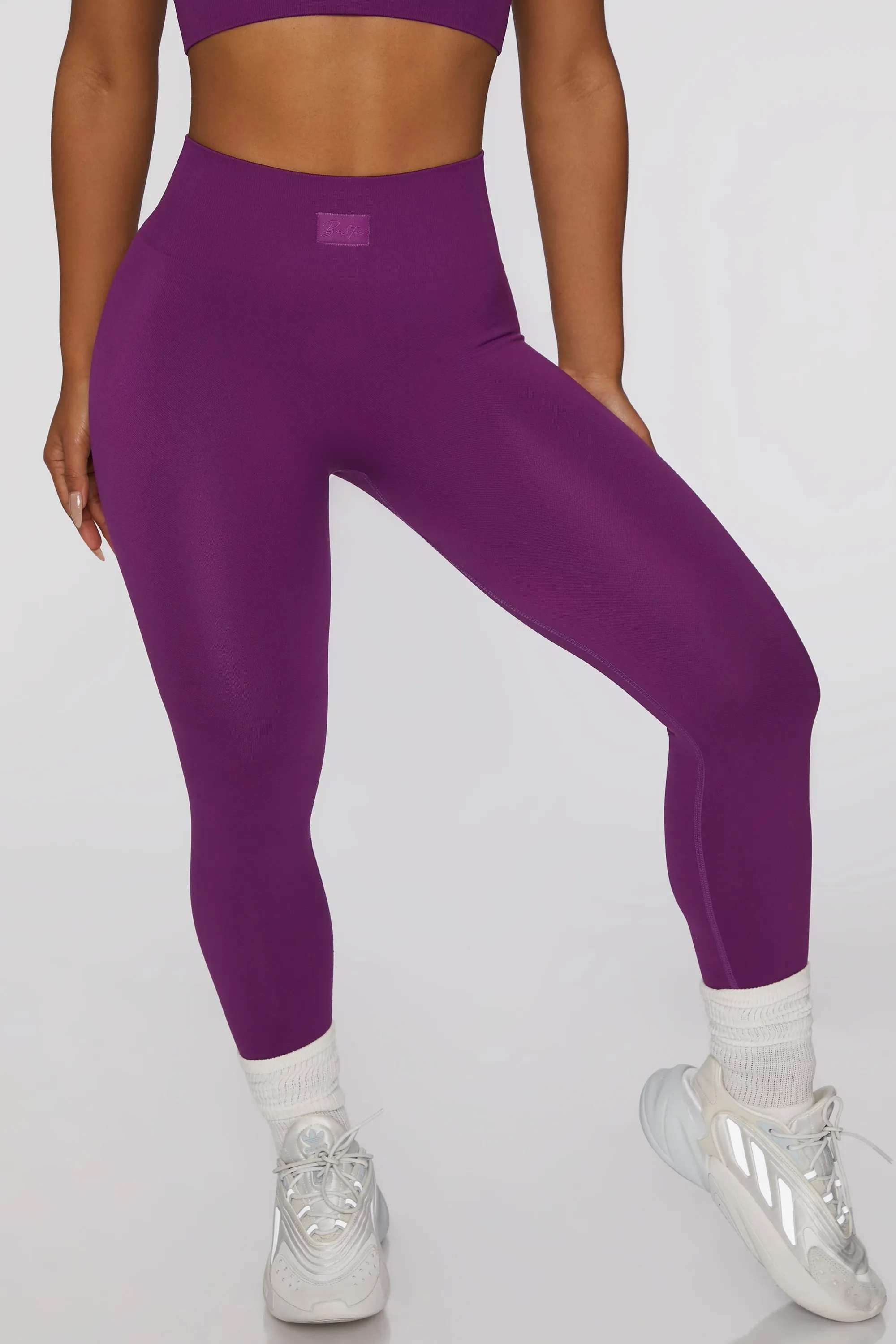 Leggings in Dark Purple