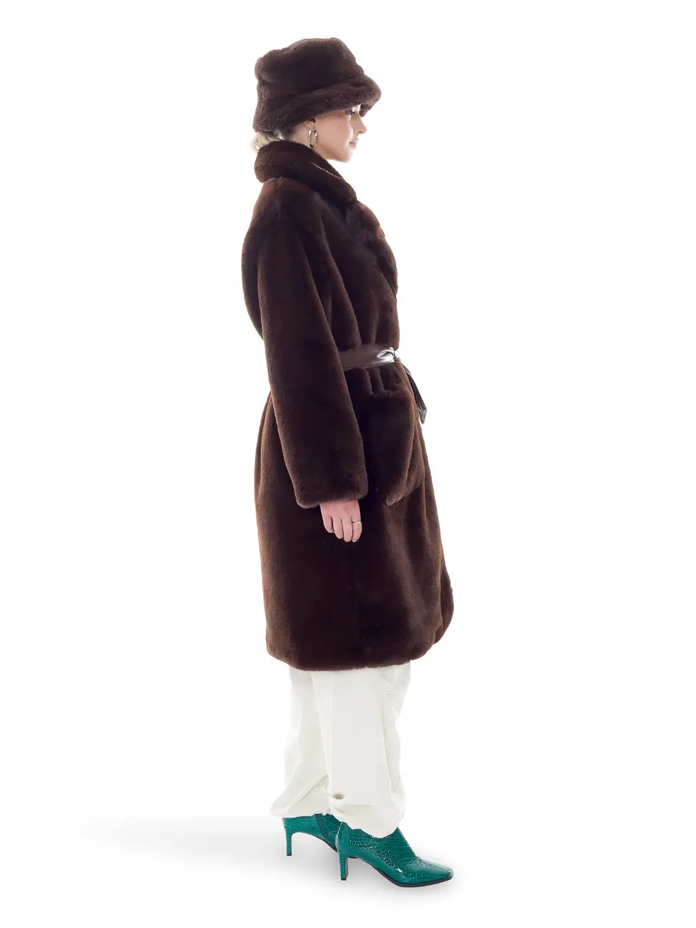 		Lily  Espresso Faux Fur Coat	