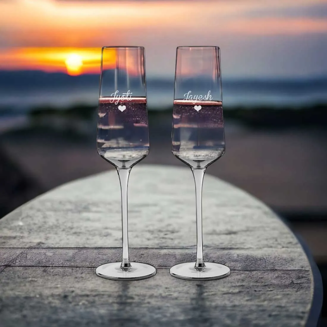 Personalized Engraved Champagne Flutes for Couple - Premium Champagne Glasses