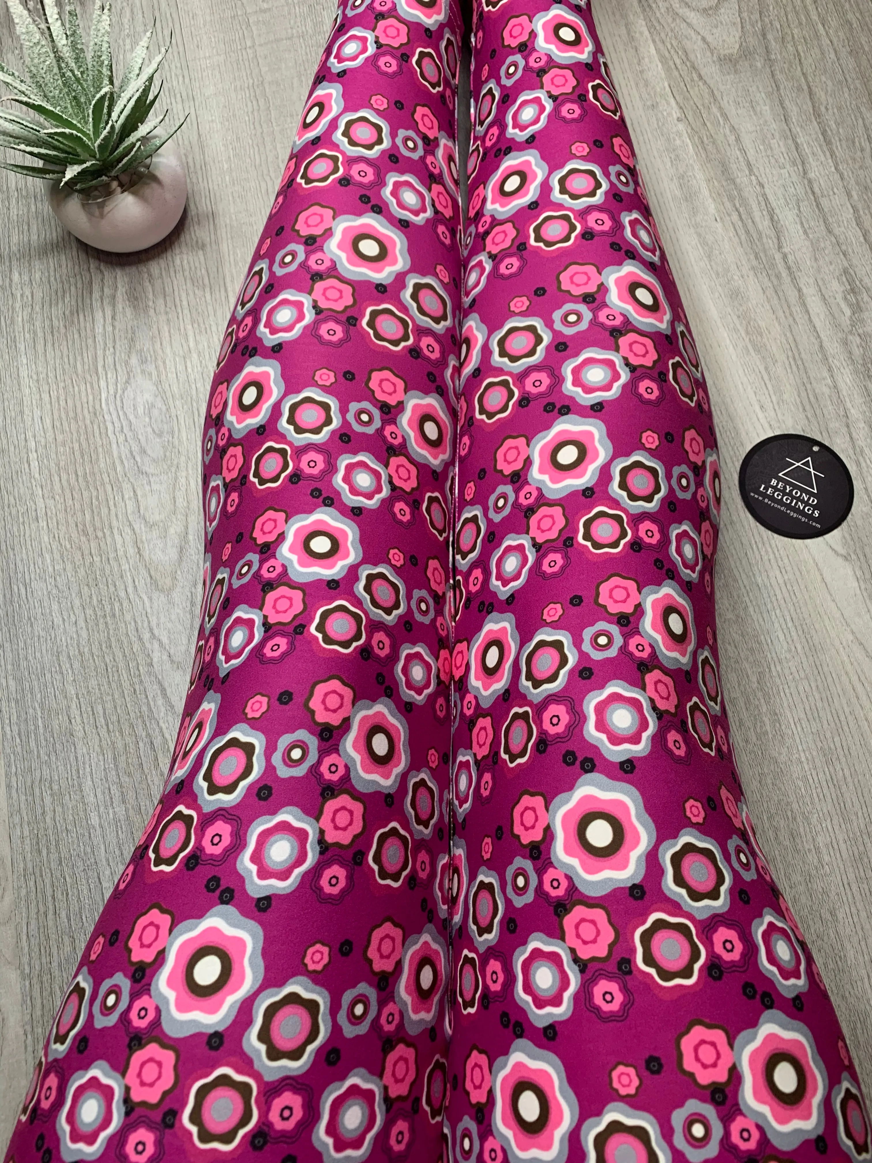 Pink Groovy Flower Power Soft Leggings