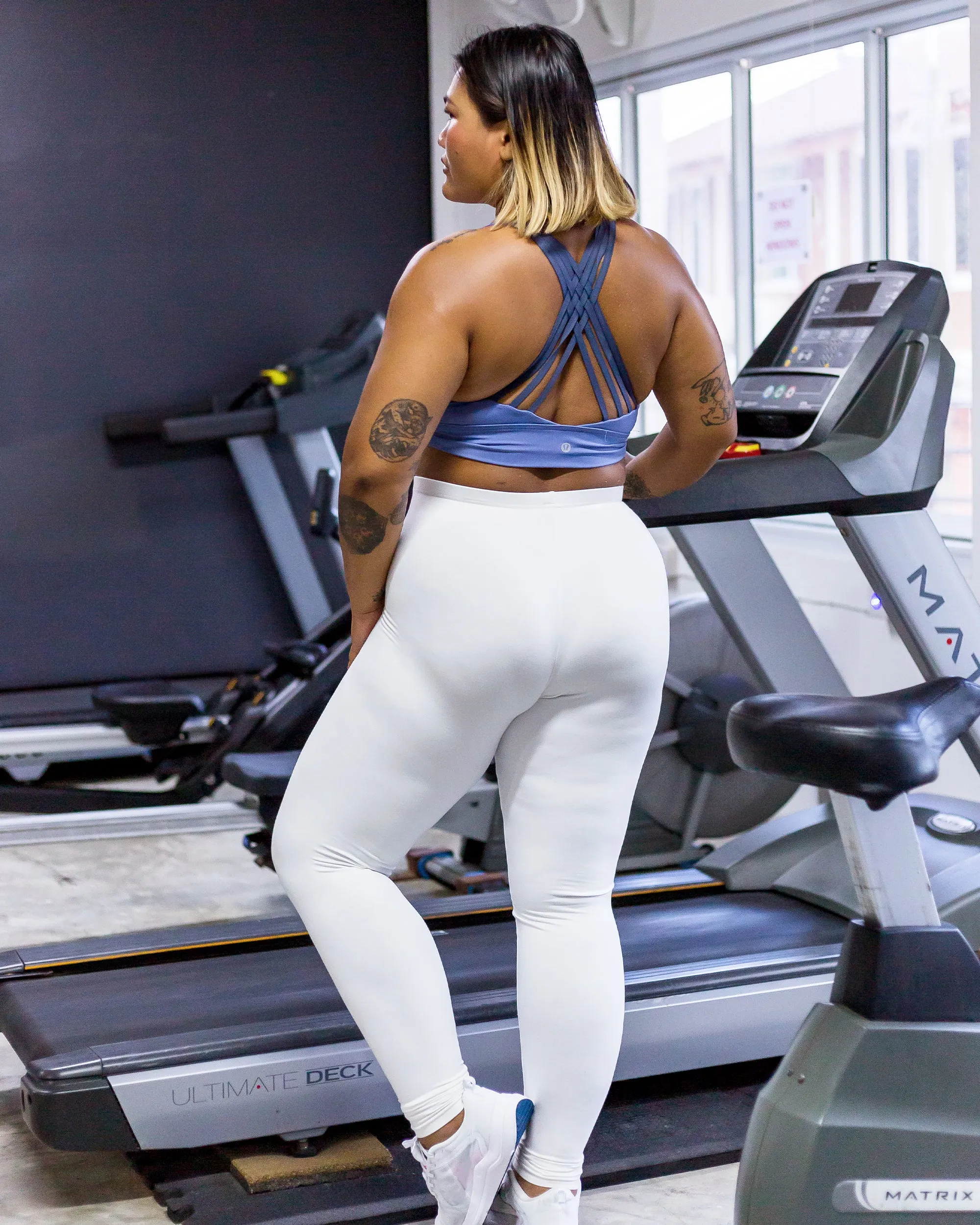 Plus Size Solid Color Cotton Leggings in White