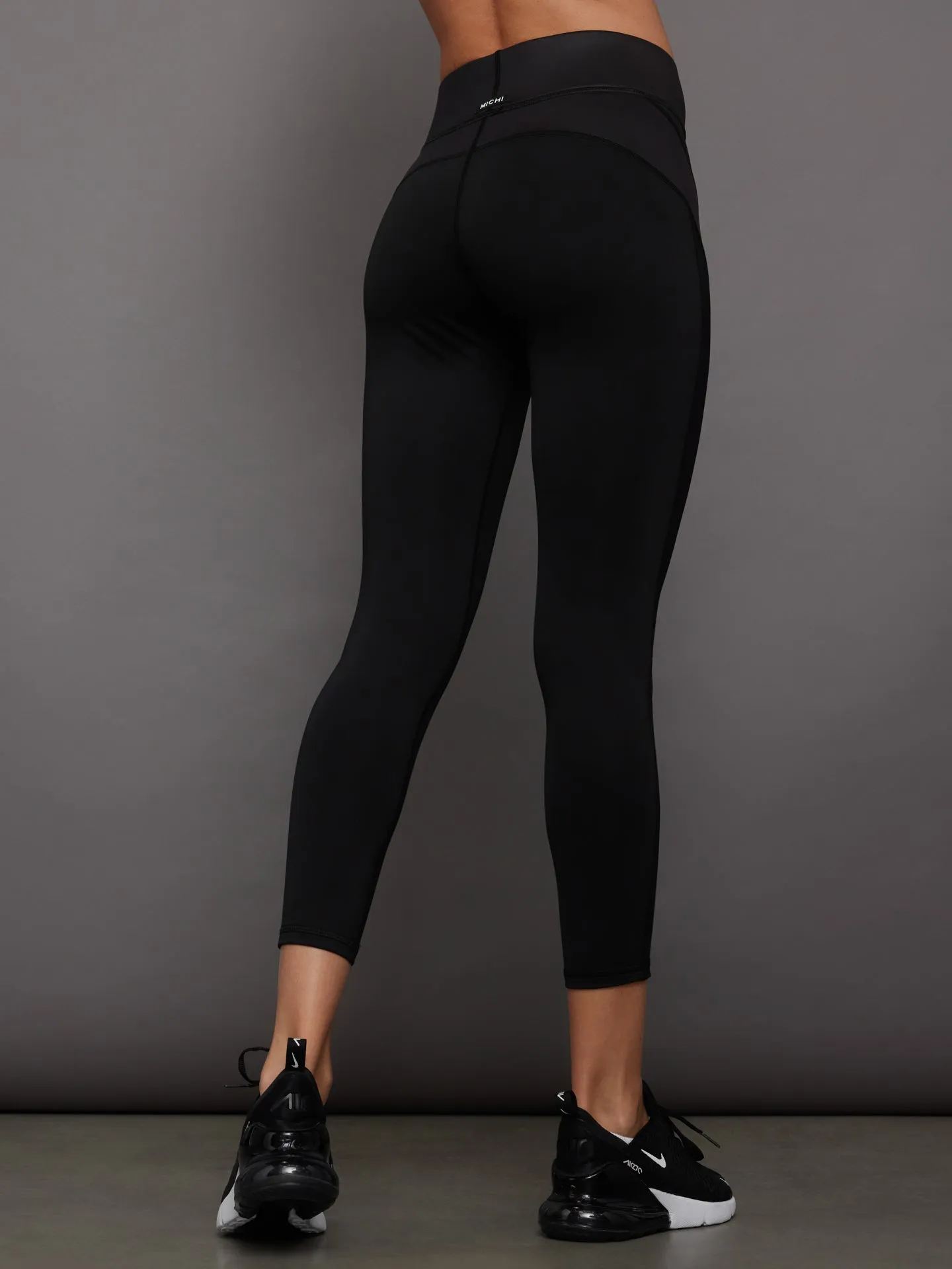 Raven Legging - Black