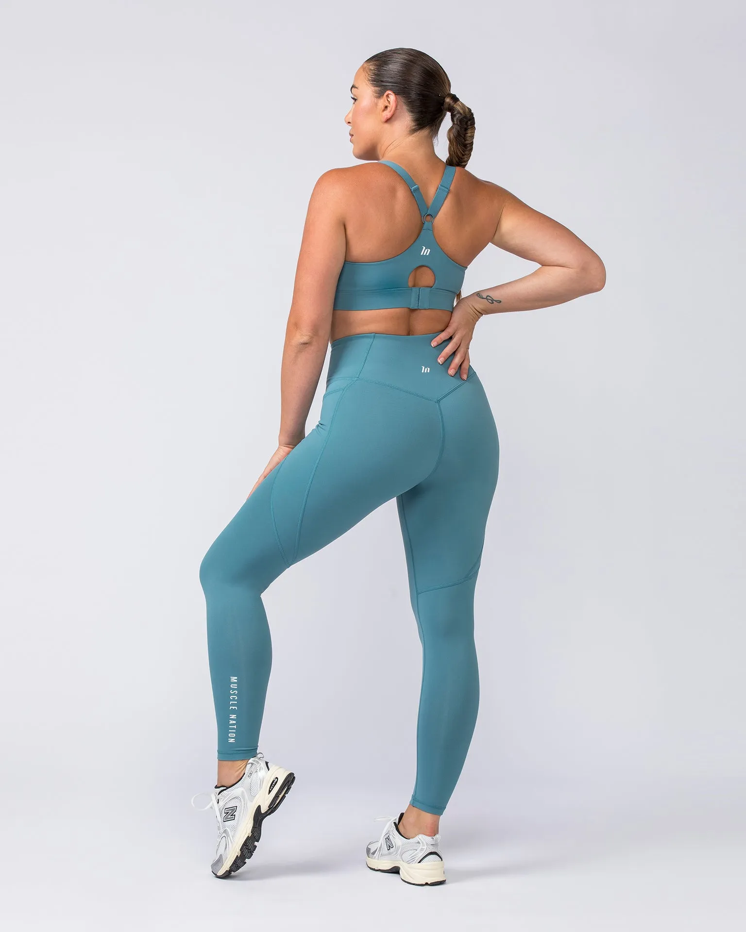 Signature Boost Ankle Length Leggings - Harbour