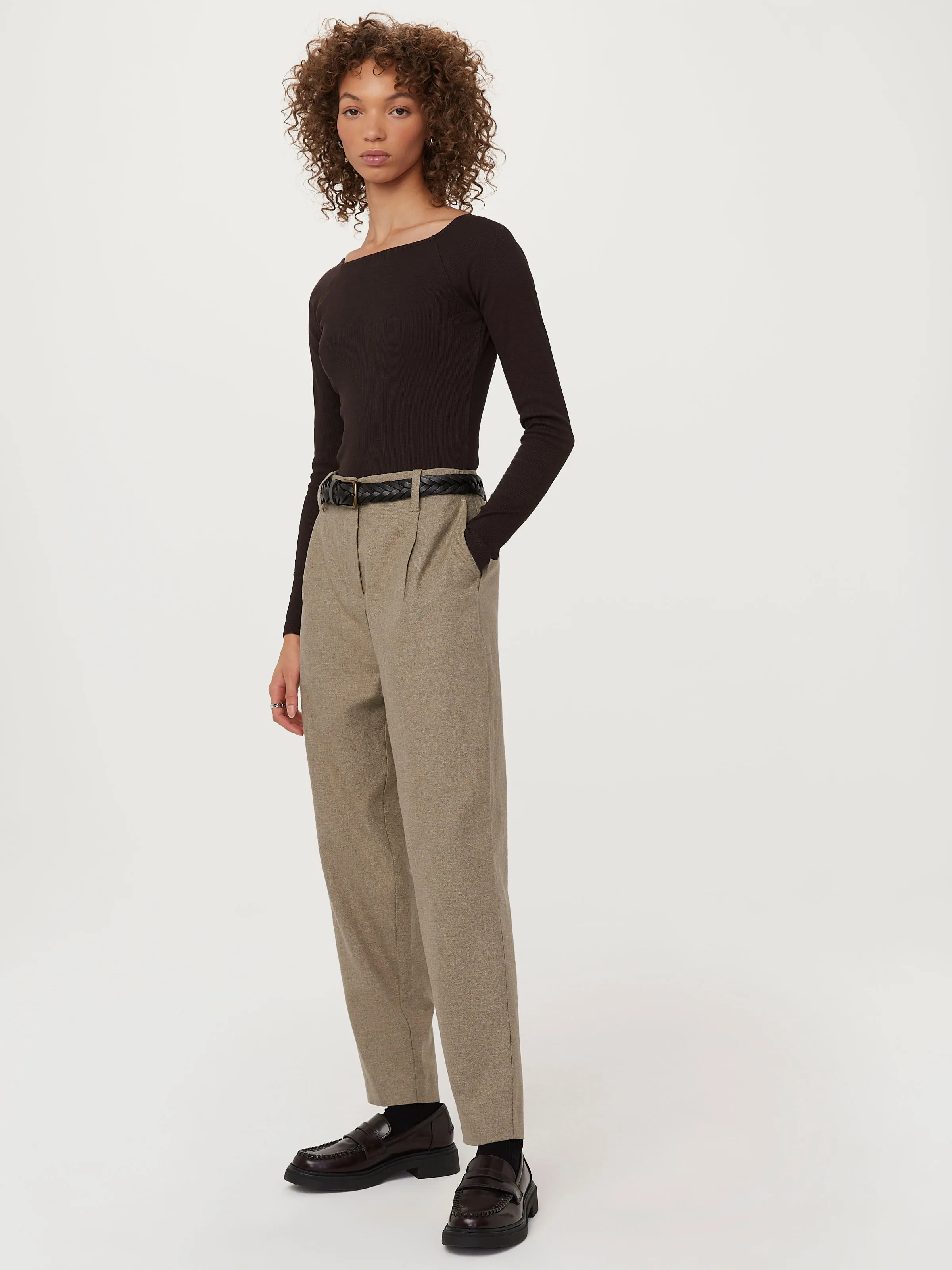 The Amelia Flannel Balloon Pant in Beige