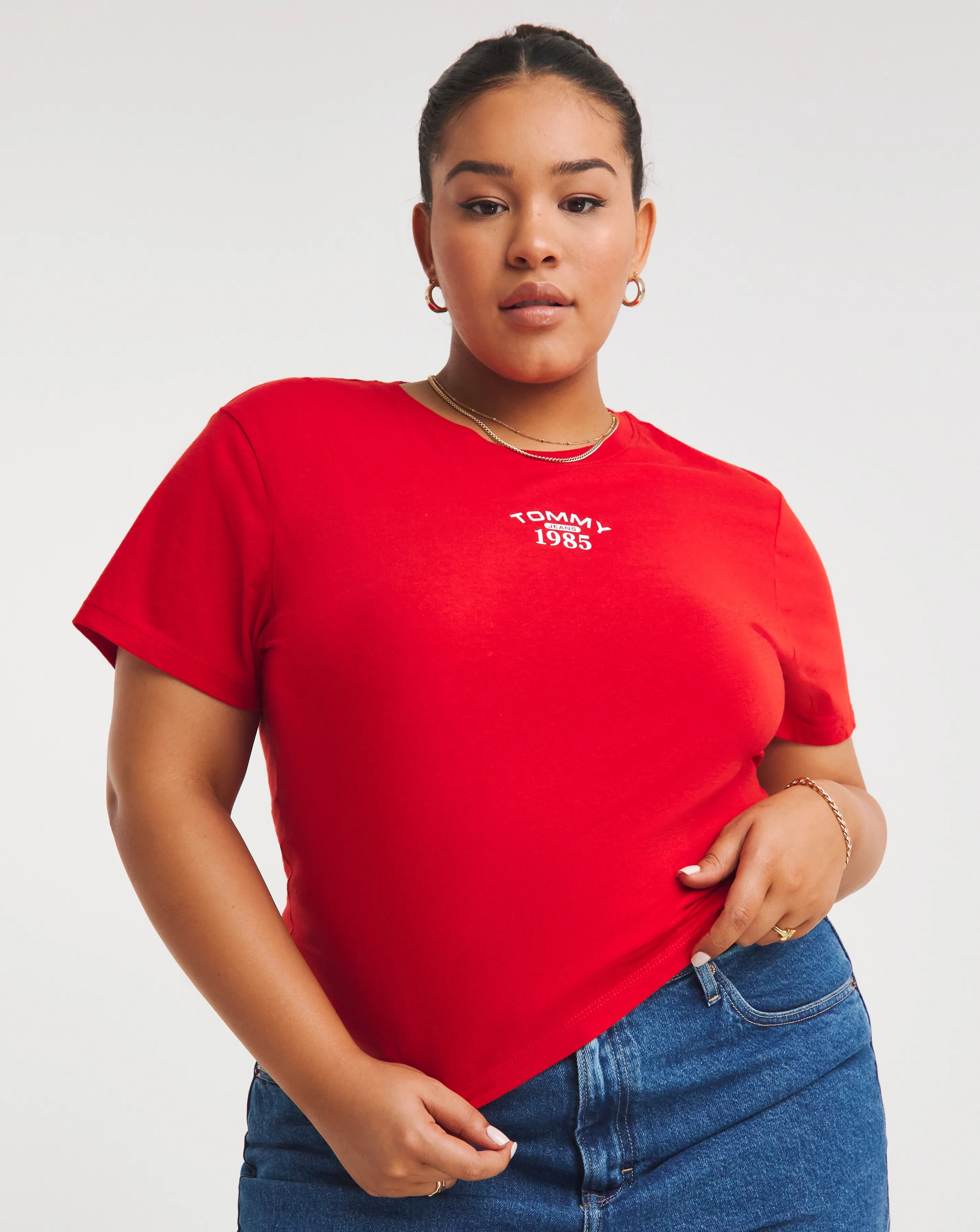 Tommy Jeans Essential Logo T-Shirt | Simply Be