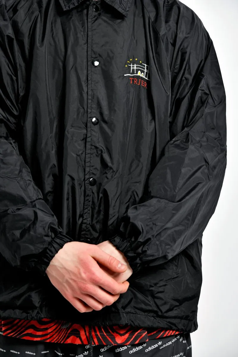 Vintage black windbreaker jacket